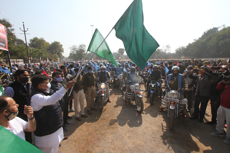 यातायात-नियमों-का-पालन-सभी-करें-ऊर्जा-मंत्री-श्री-