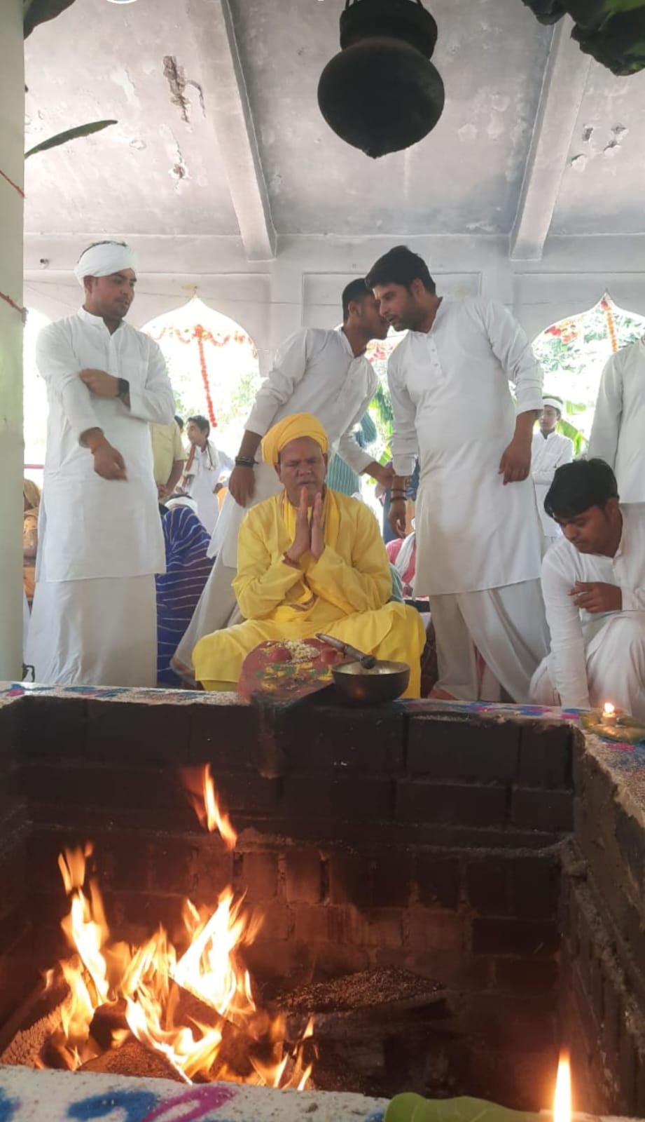 bhaye-prachanla-se-gunjaayamaan-mein-raavatapura-d